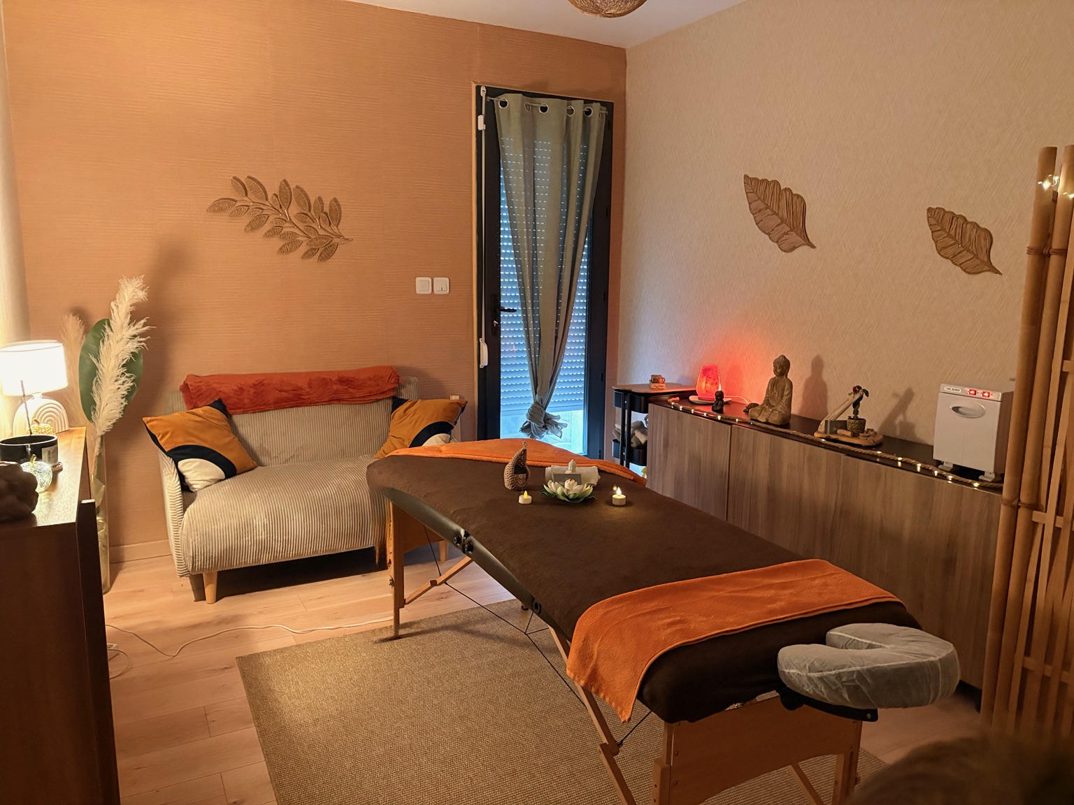 Table de massage au studio Solaya